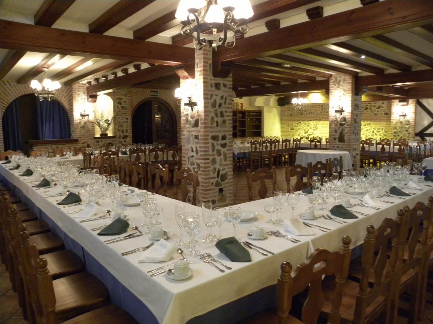 Hostal Las Fuentes Arevalo Ngoại thất bức ảnh